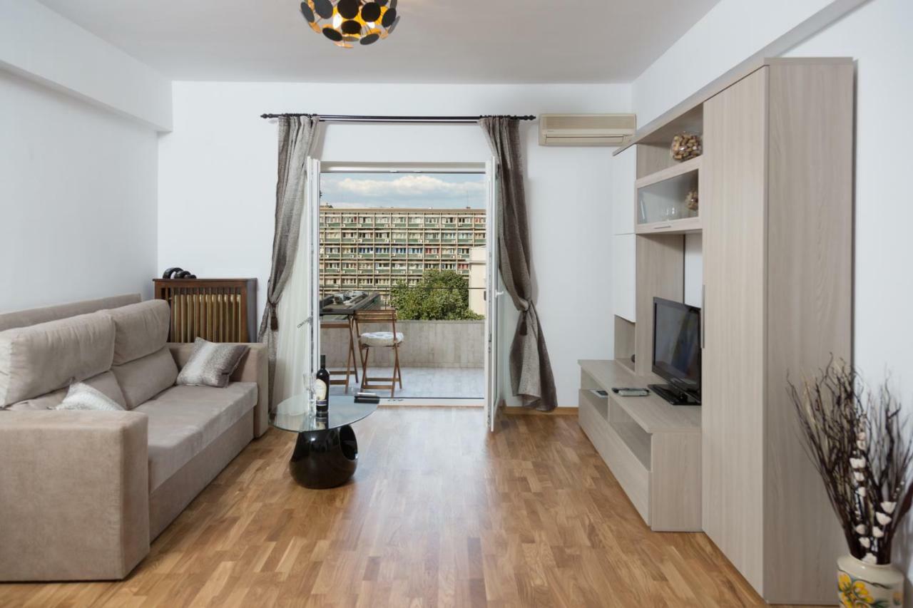 Central Luxury Flat With Terrace - Adela Accommodation - Ideal For Long Stays Бухарест Экстерьер фото