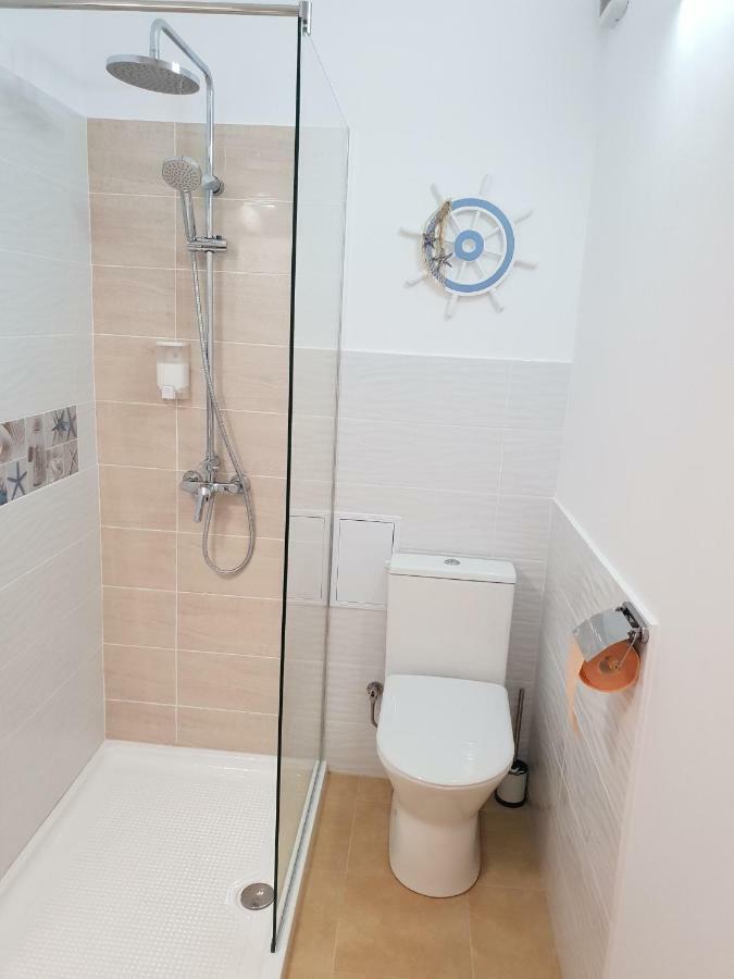 Central Luxury Flat With Terrace - Adela Accommodation - Ideal For Long Stays Бухарест Экстерьер фото