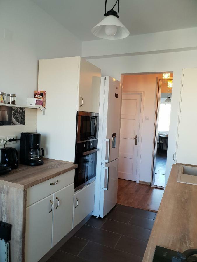 Central Luxury Flat With Terrace - Adela Accommodation - Ideal For Long Stays Бухарест Экстерьер фото